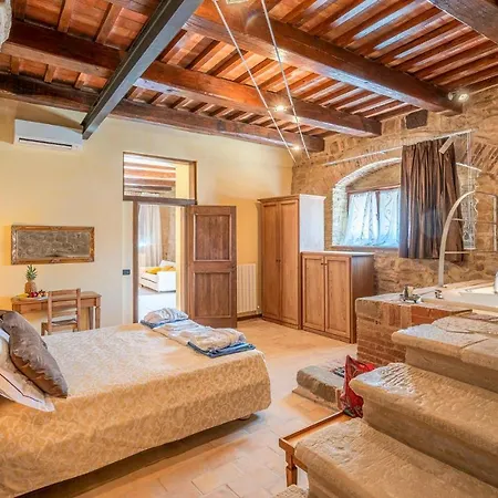 Feriehus Stunning In Camerino With Outdoor Swimming Pool, Wifi And 1 Bedrooms