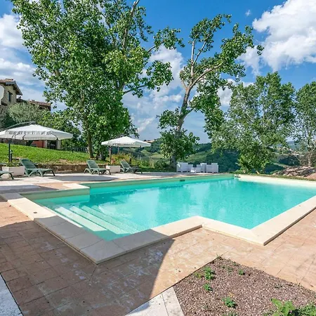 Feriehus Stunning In Camerino With Outdoor Swimming Pool, Wifi And 1 Bedrooms *