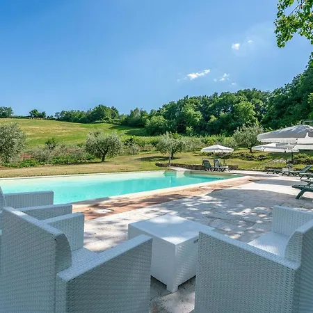 Stunning In Camerino With Outdoor Swimming Pool, Wifi And 1 Bedrooms *