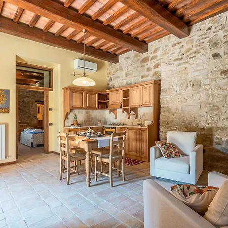 Holiday home Stunning In Camerino With Outdoor Swimming Pool, Wifi And 1 Bedrooms