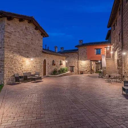 Stunning In Camerino With Outdoor Swimming Pool, Wifi And 1 Bedrooms