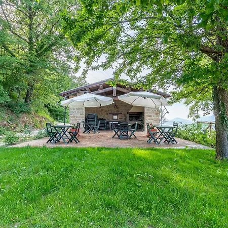Stunning In Camerino With Outdoor Swimming Pool, Wifi And 1 Bedrooms * Crispiero