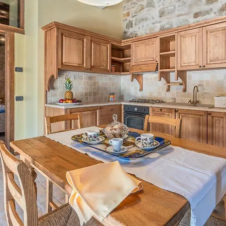Holiday home Stunning In Camerino With Outdoor Swimming Pool, Wifi And 1 Bedrooms