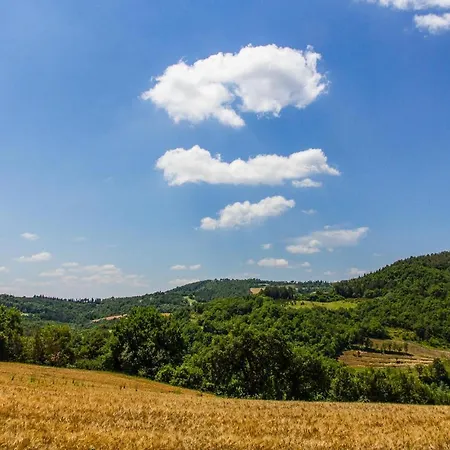 Stunning In Camerino With Outdoor Swimming Pool, Wifi And 1 Bedrooms *