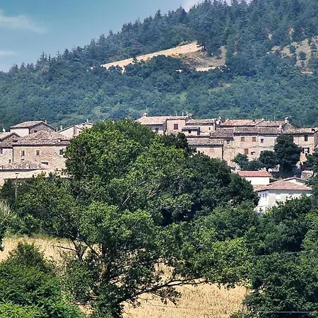 Stunning In Camerino With Outdoor Swimming Pool, Wifi And 1 Bedrooms * Crispiero